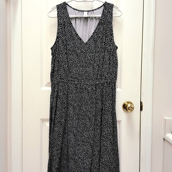 Dress - Picture 1 of 3